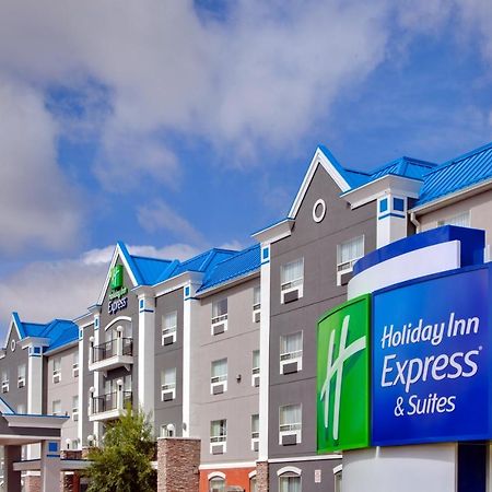 Holiday Inn Express Calgary South By Ihg Екстериор снимка